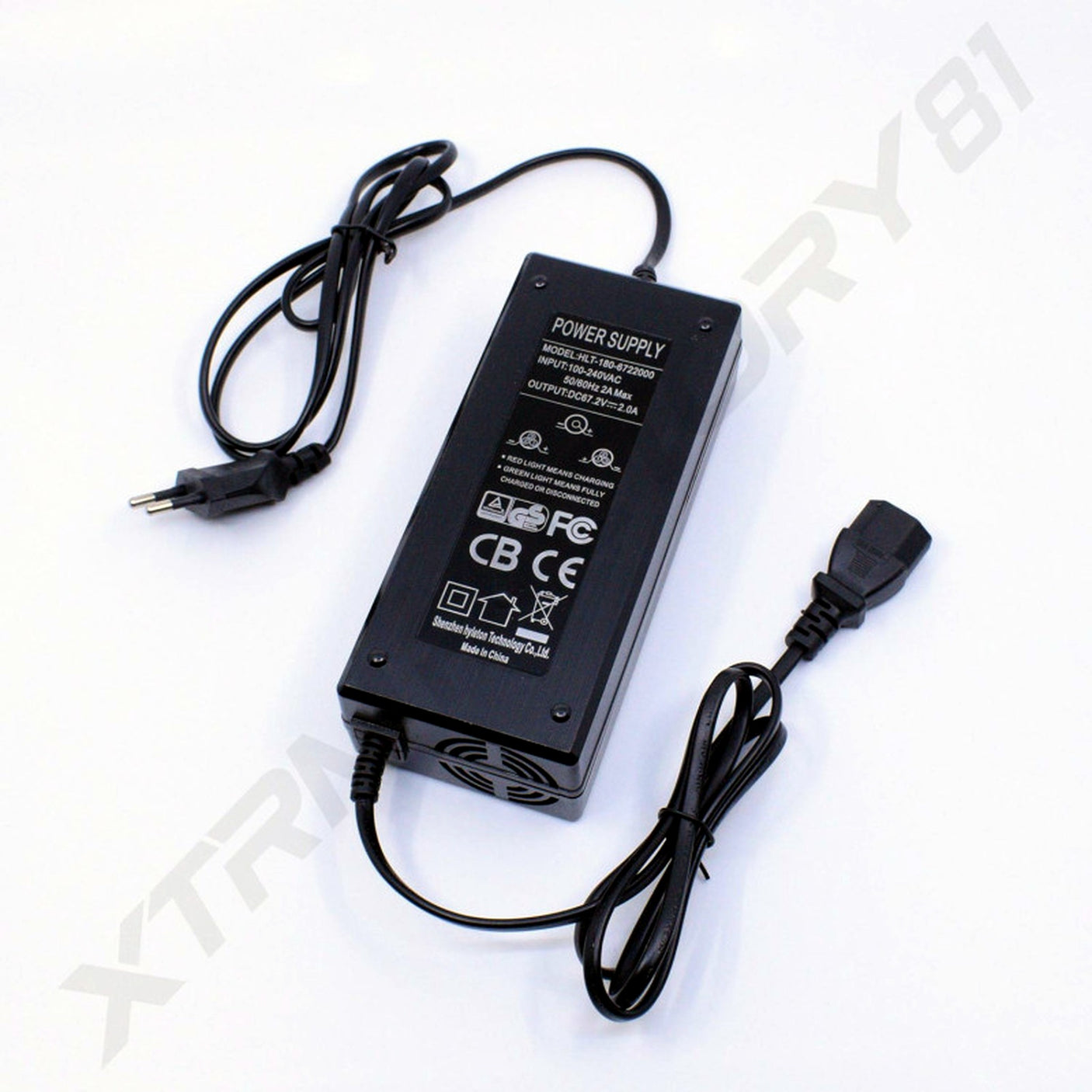 Chargeur 60V ➡ 67.2V / 2A Prise IEC Citycoco