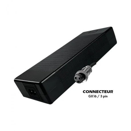 Chargeur 60V  67.2V / 2A (connecteur GX16-3p)